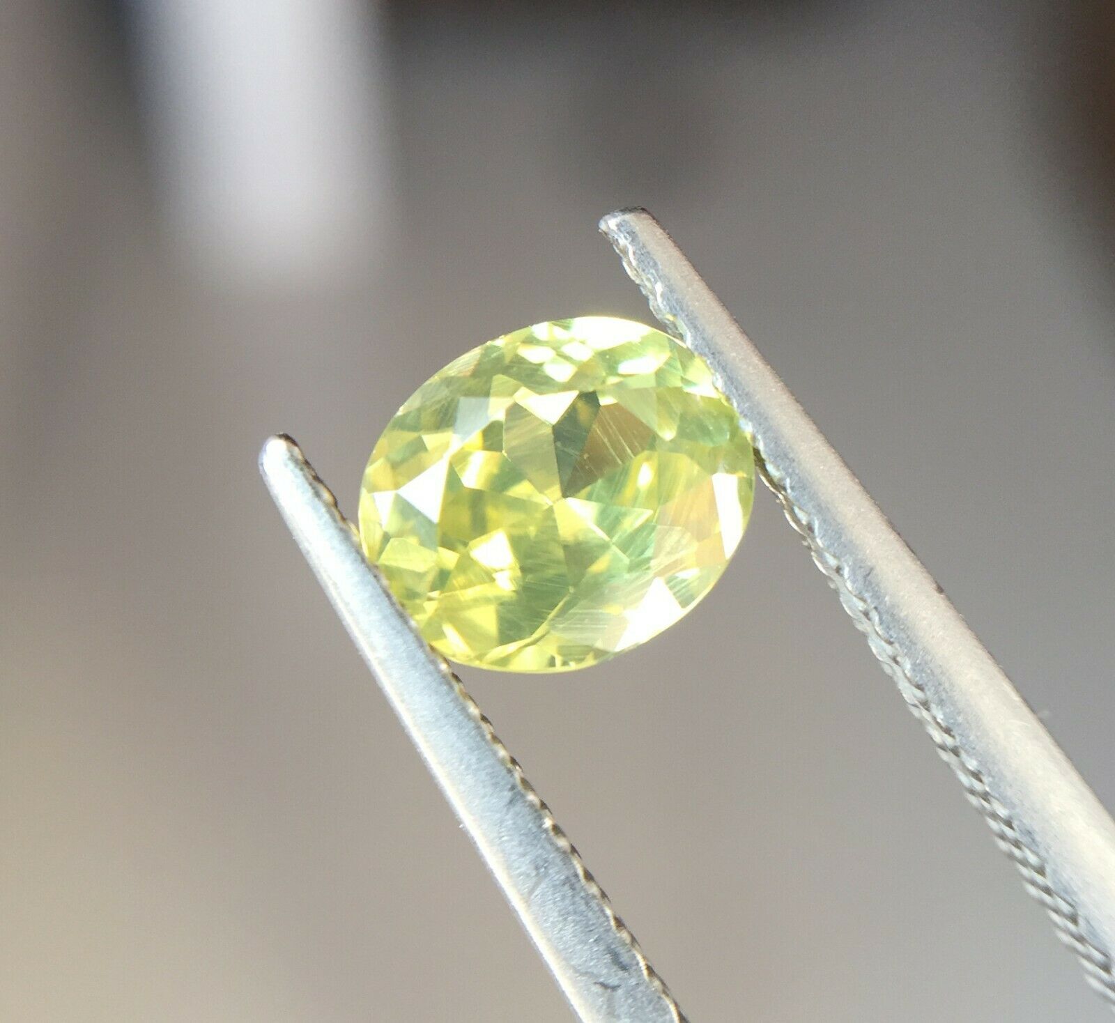 1.18 Ct Natural Untreated Yellowish Green Chrysoberyl | Oval | Vvs |  Certified