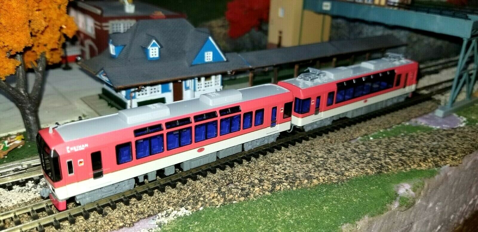 N Gauge Scale Kato 10-1471 Eiden Electric Railway 2 Car Tram In Red In Mint Cond
