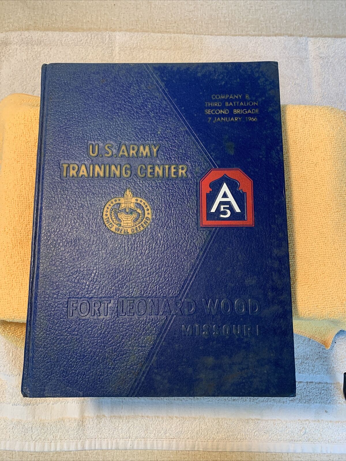 U.s. Army Training Center Engineer Fort Leonard Wood Mo Company B 1965 Book🔥🔥